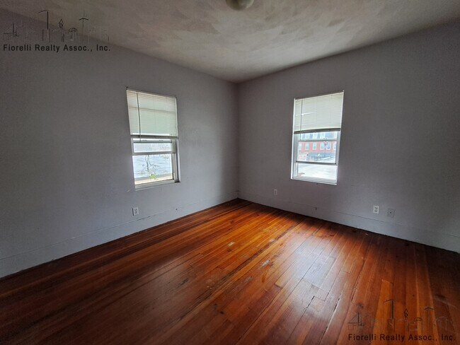 Photo - 50 Clark St Unit 3