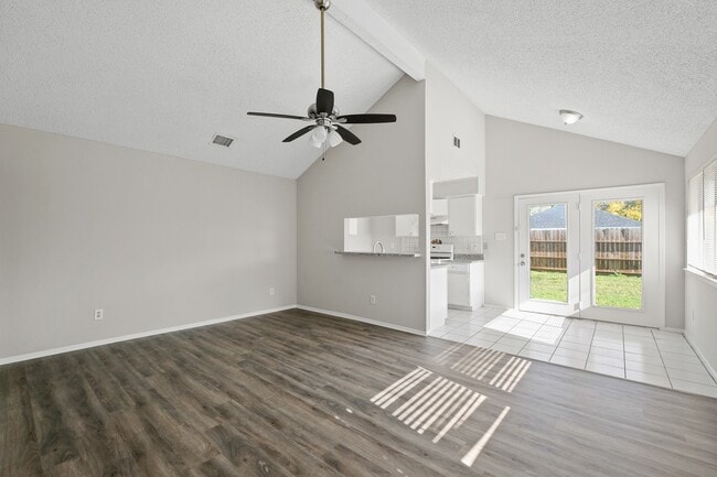 Photo - 13702 Tanvern Ct