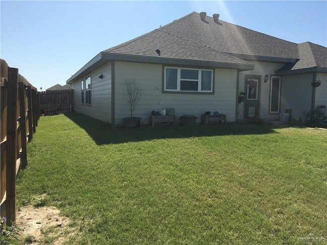 Photo - 26 N 55th Ln