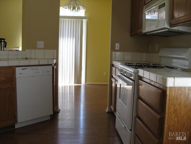 Photo - 1616 Paseo Flores Dr