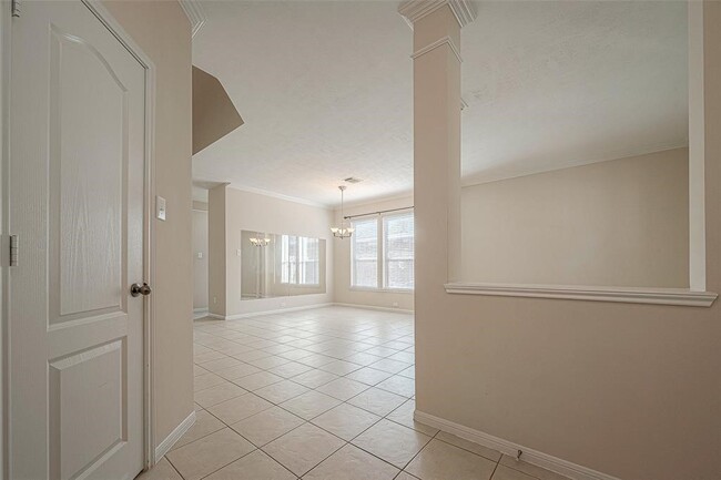 Building Photo - 1814 Sonoma Trail Dr