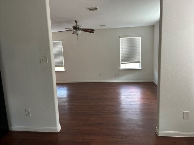 Photo - 21511 Donata Cir