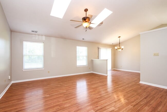 Photo - 8165 Shortleaf Ct