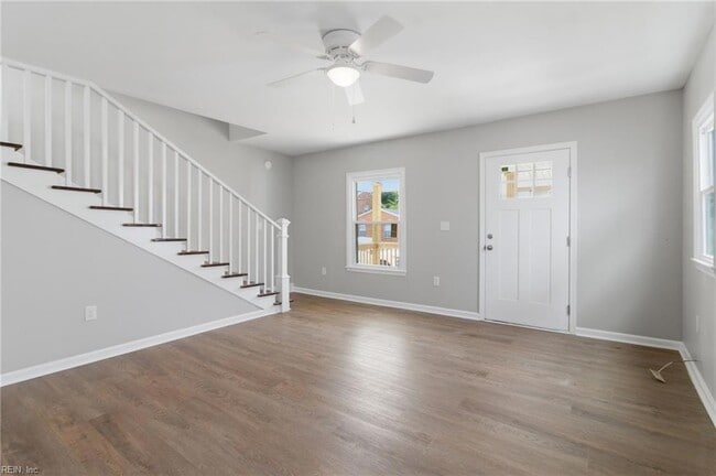 Photo - 1442 W 41st St