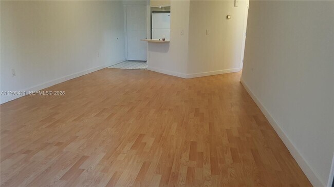 Photo - 8215 Lake Dr Unit 304