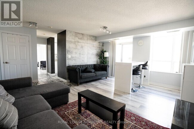 Photo - 310 Burnhamthorpe Rd W Unité 3306