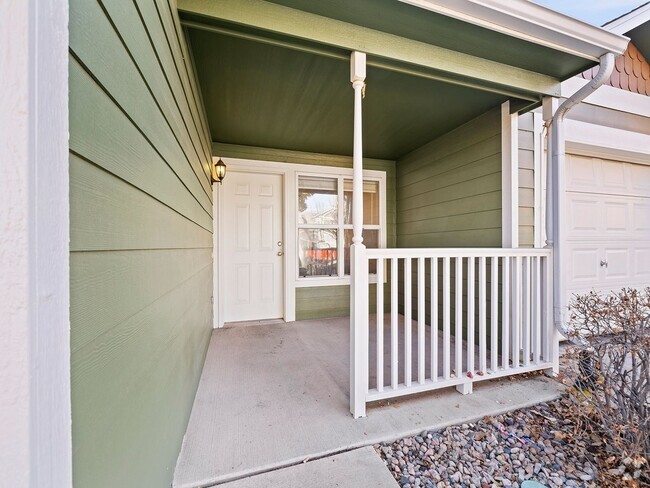 Building Photo - Fantastic 3-Bed, 2.5-Bath in Great Norther... Rental