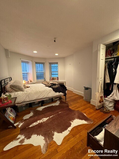 Photo - 12 Alton Pl Unit 2