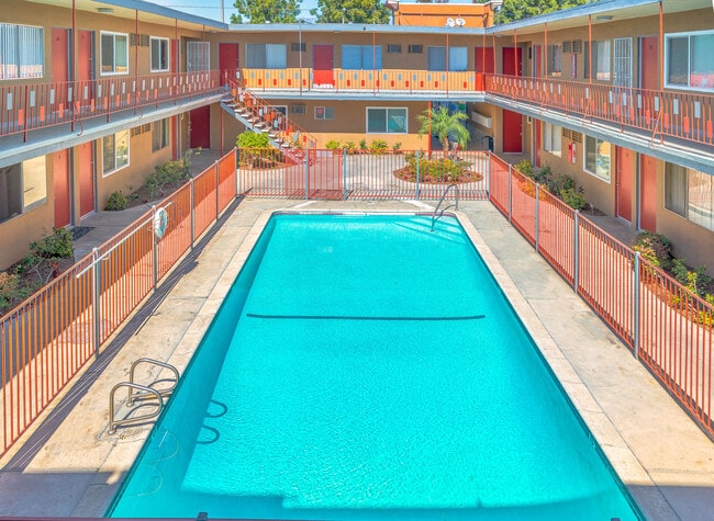 Twin Palms