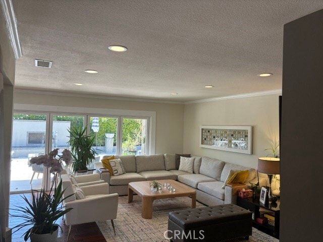 19512 Sierra Santo Rd