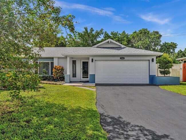 Photo - 9960 NW 23rd St