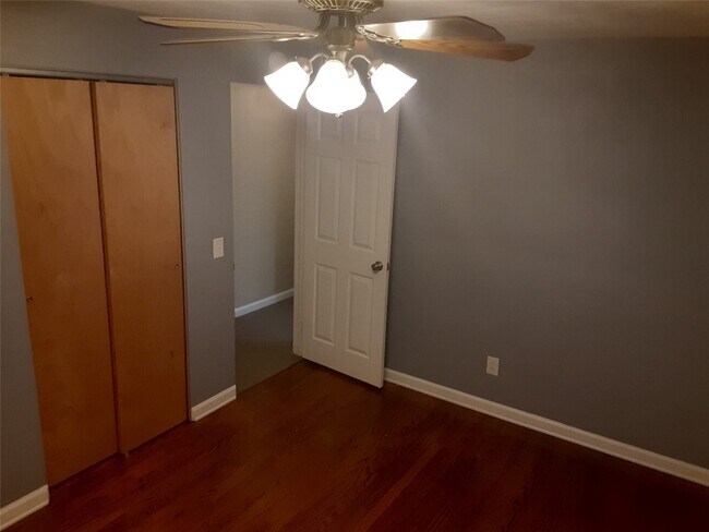 Photo - 32 Vestal Ave