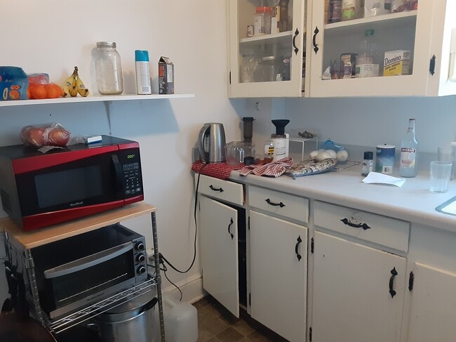 Photo - 444 Roanoke St E Unit A