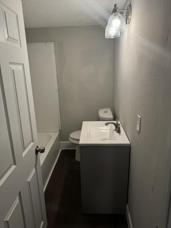 Photo - 1645 Blythe Ave SE