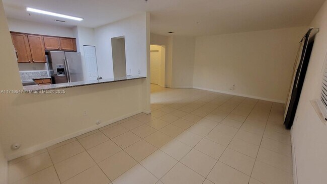 Photo - 10630 NW 88th St Unidad 109