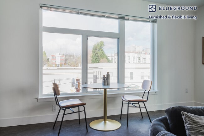 Photo - 622 Rainier Ave S Unit FL7-ID792