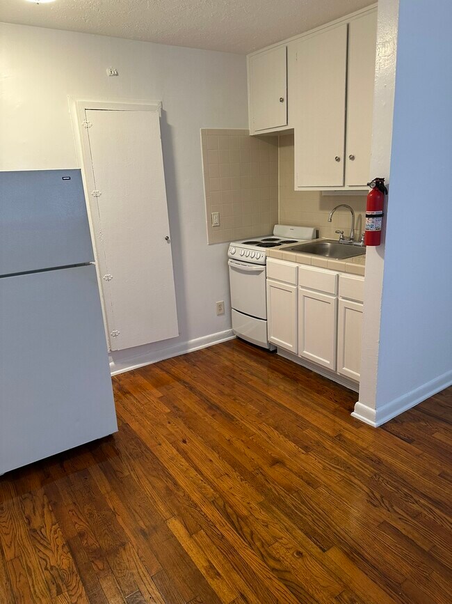 Photo - 301 Avondale St Unidad 15