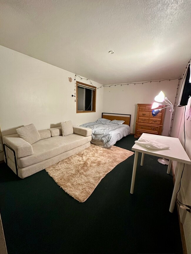 Photo - 2120 NE 54th St