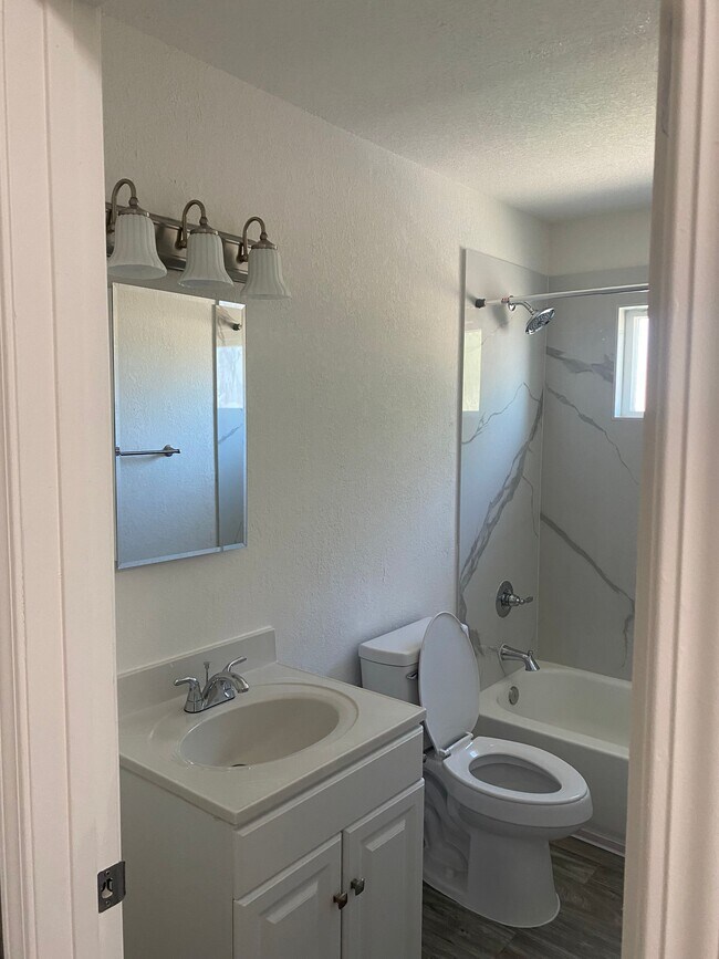 Photo - Lemon Hill Apartments