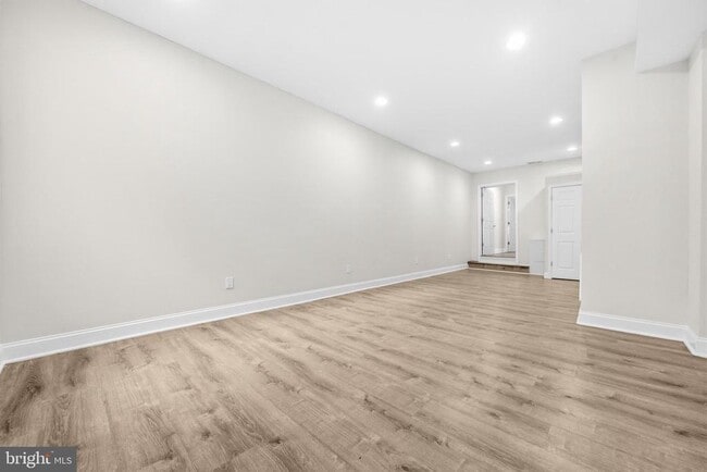 Photo - 3928 14th St NW Unidad FL2