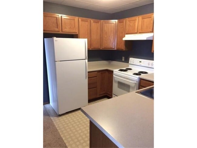 Photo - 109 E Luverne St Unit 325