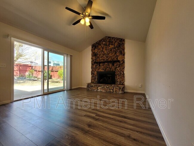 Photo - 7295 Fair Play Dr