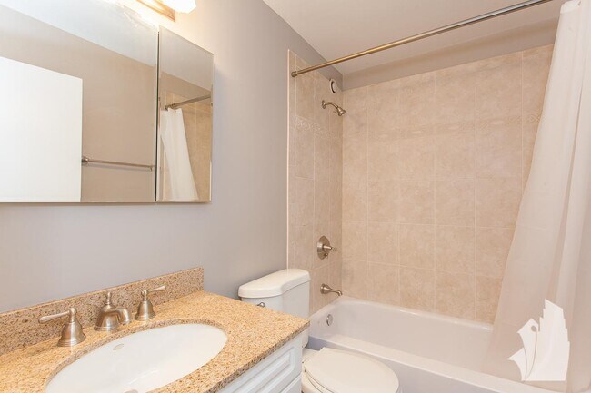 Photo - 1 bedroom in Chicago IL 60611 Condo Unit 1225
