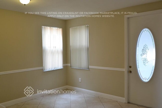 Photo - 3720 SW 69th Ave