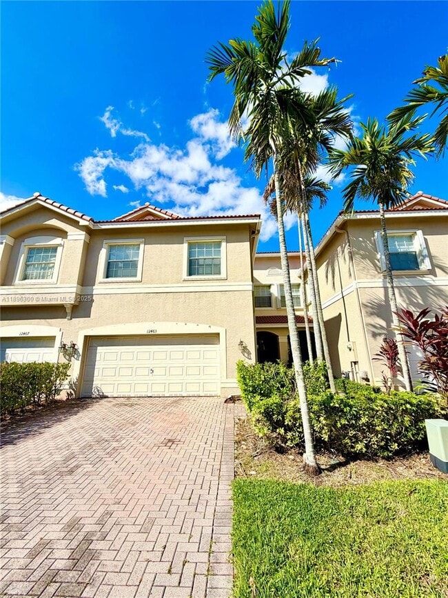 Building Photo - 12463 SW 44th Ct