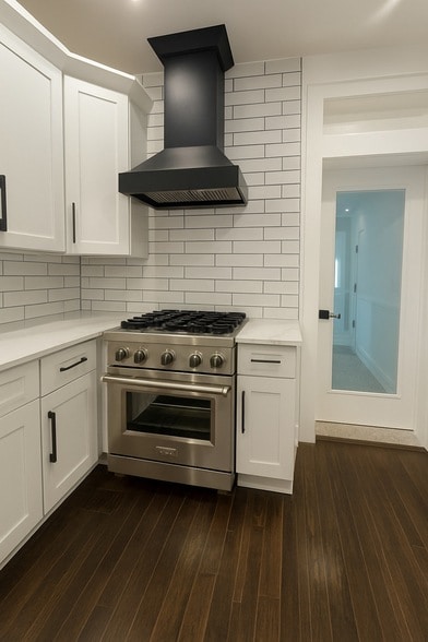 Photo - 7937 S Crandon Ave