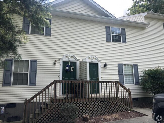 Building Photo - 1129 Miller Dr Rental