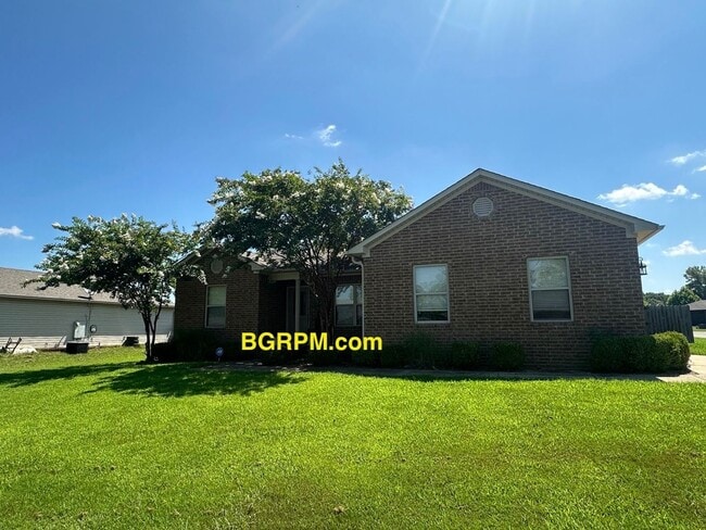 3 Bd, 2 BA, Home in Ward - 3 Bd, 2 BA, Home in Ward