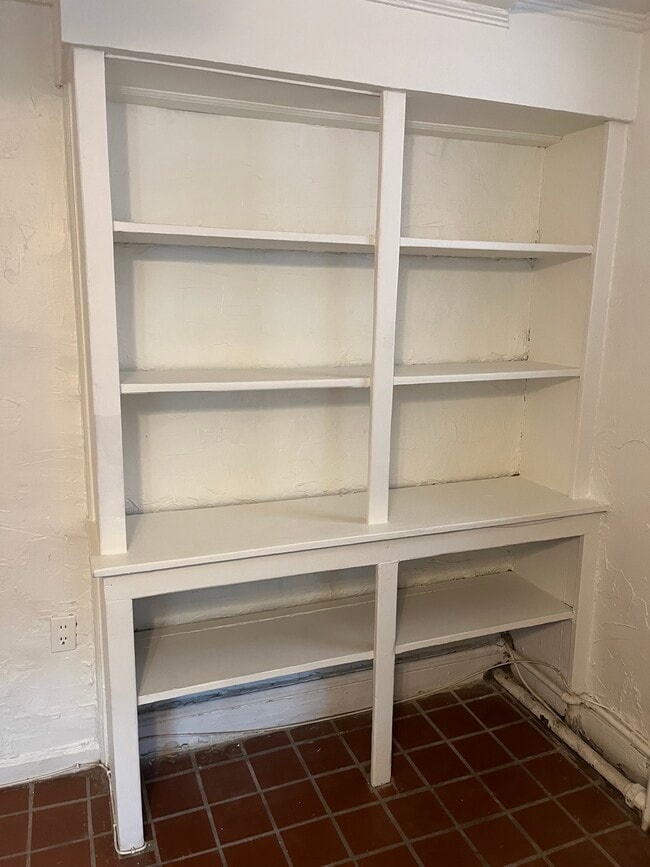 Photo - 1710 Q St NW Unidad #1