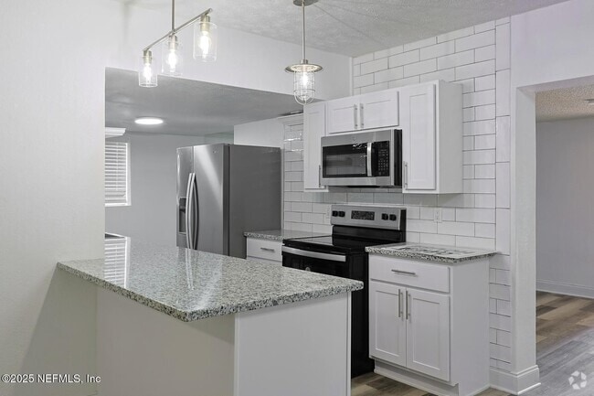 Building Photo - 3905 Forest Blvd Rental