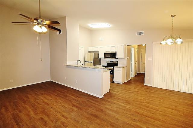 Photo - 6620 S Creek Dr