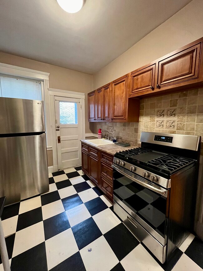 Photo - 59 Lanark Rd Unit 3