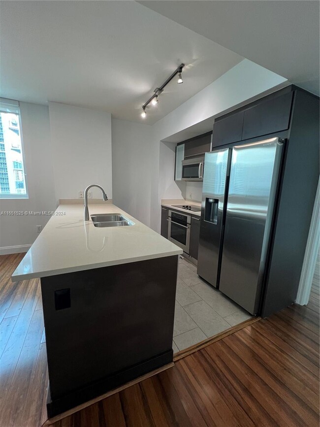 Photo - 55 SE 6th St Condominio Unidad # 2307