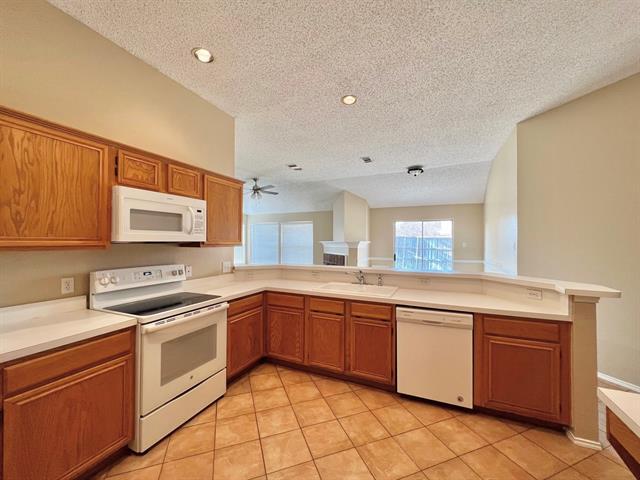 Photo - 875 Shoal Creek Dr