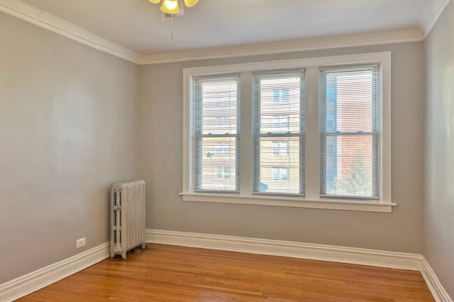 24-32 Washington Blvd.