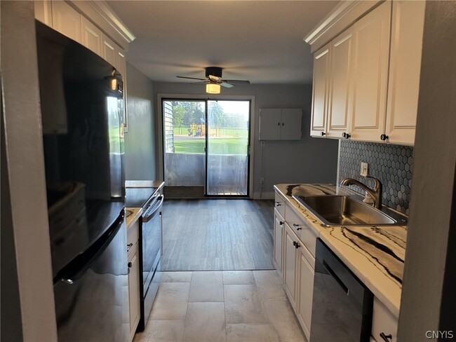 Photo - 471 Idlewood Blvd