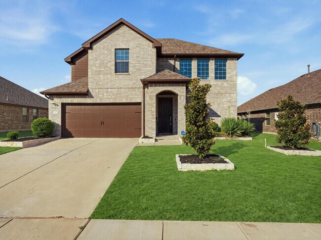 Photo - 1128 Red Hawk Ln