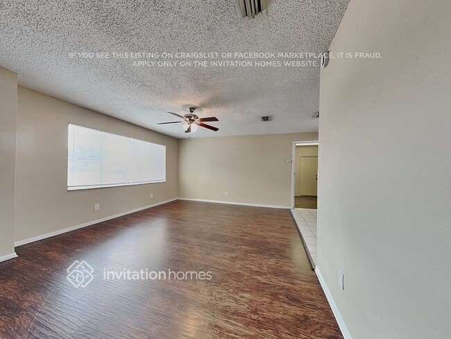 Photo - 1752 Thames St