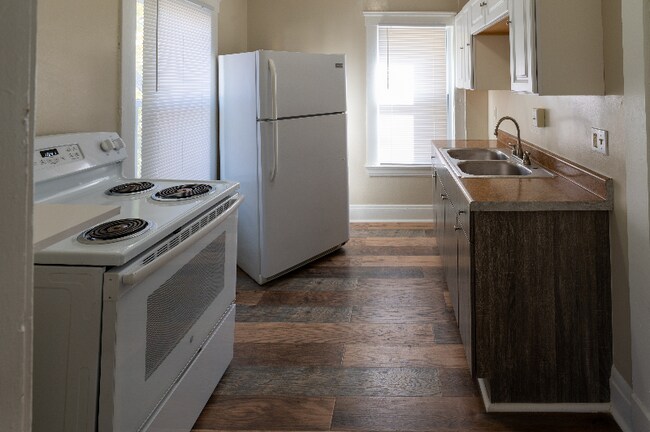 Photo - 1171 La Croix Ave Unidad 2