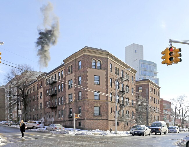 Primary Photo - 4169 Parsons Blvd