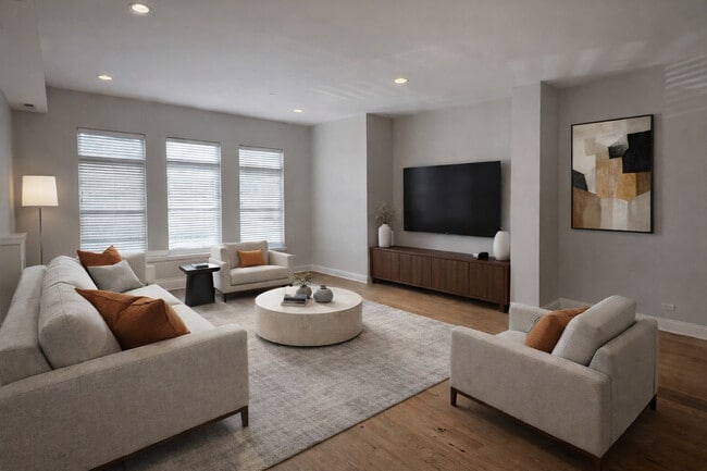 Photo - 833 Laurel Ave