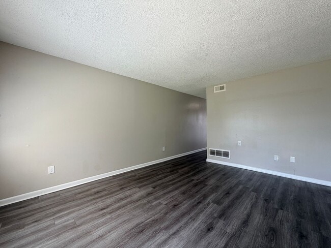 Building Photo - 3450 Spottswood Ave