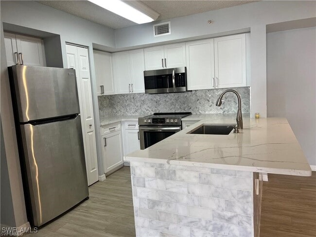 Photo - 1210 Wildwood Lakes Blvd Unit 206