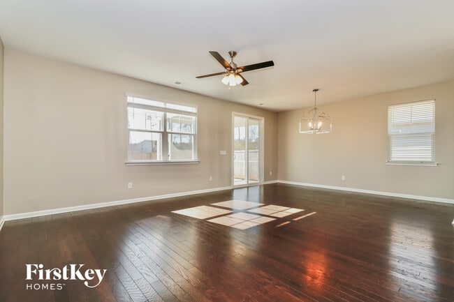 Photo - 315 Celestial Blvd