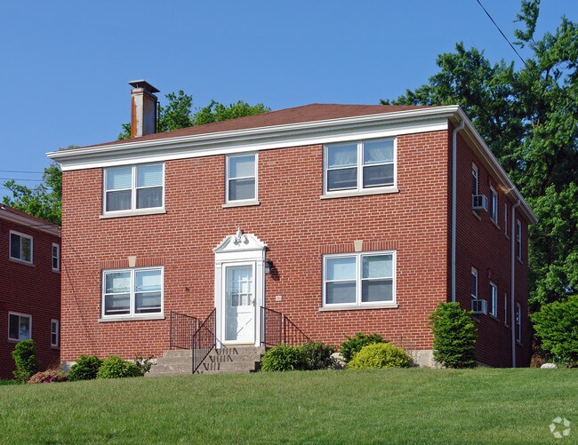 9 Requardt Ln Apartments For Rent in Fort Mitchell, KY