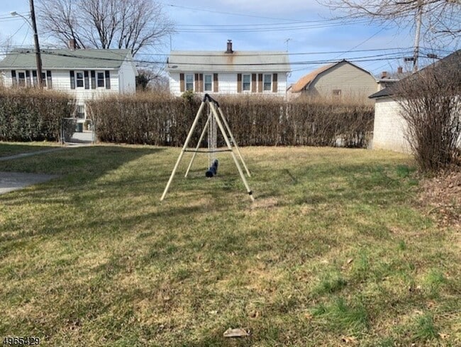 Photo - 3 Mt Pleasant Ave